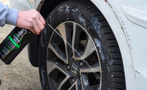 How to Prevent Tire Shine Stains?