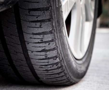 Signs and Symptoms of Low Tire Tread